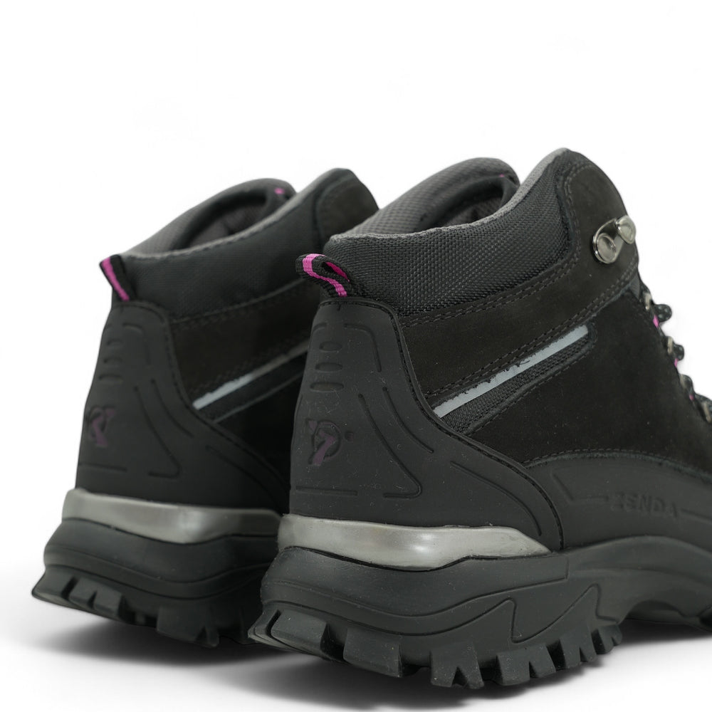 
                  
                    Bota Zenda Negro
                  
                