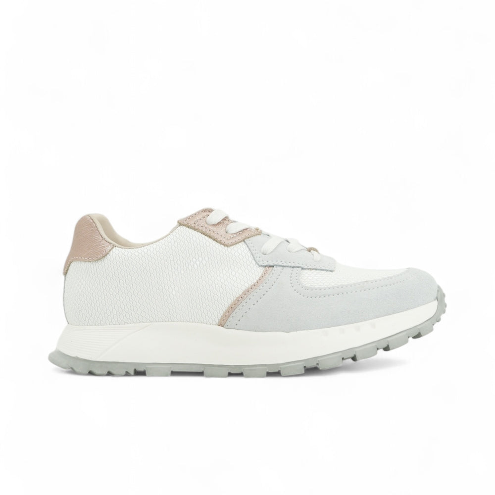 
                  
                    Sneaker Hivi Blanco
                  
                