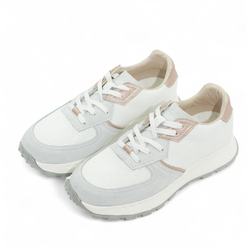 
                  
                    Sneaker Hivi Blanco
                  
                