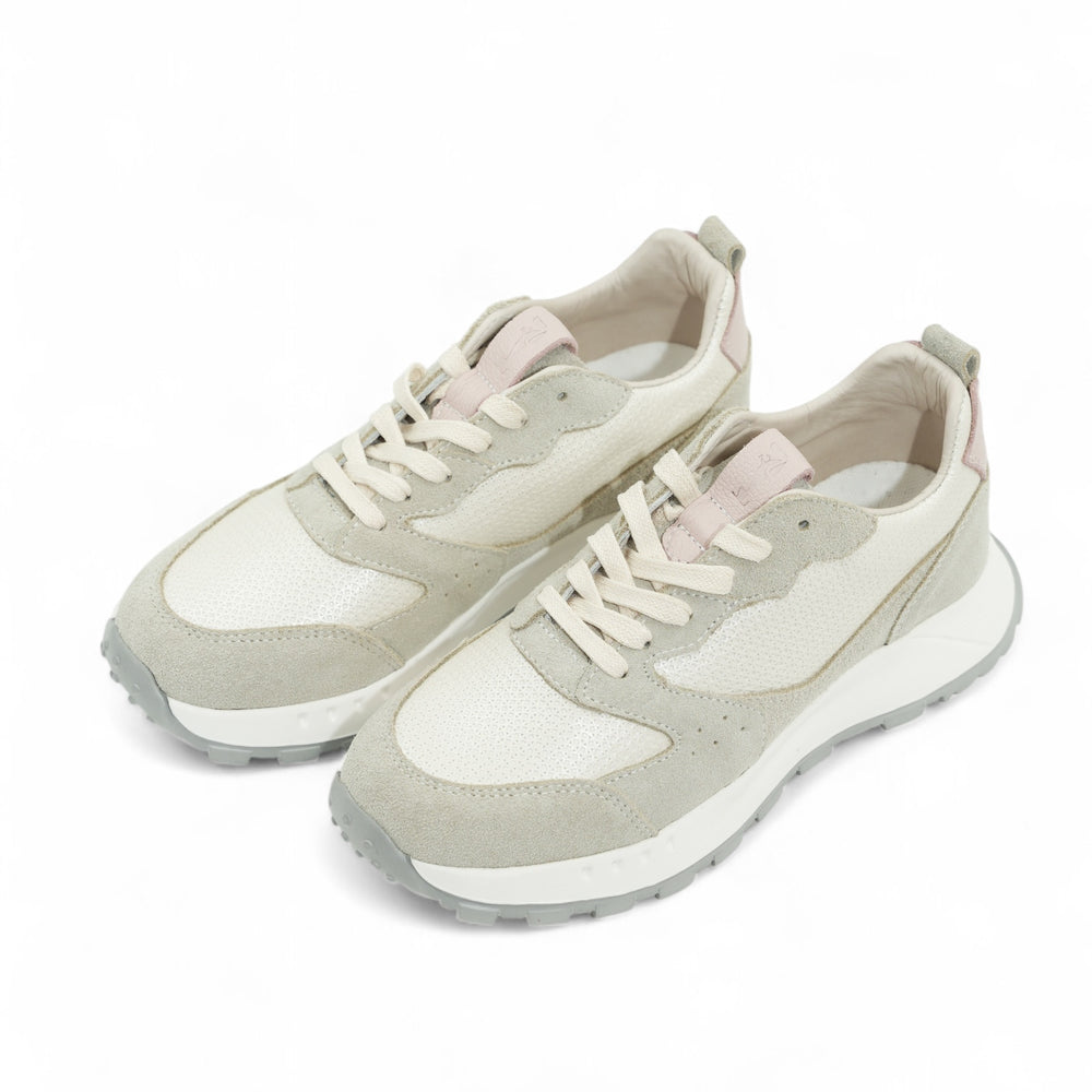 
                  
                    Sneaker Dulce beige
                  
                